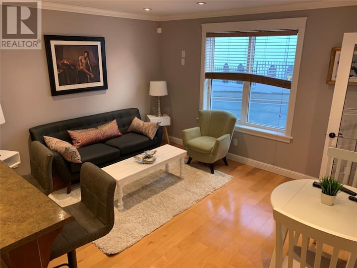 Music Themed 2 Bdrm House Downtown St. John's - Newfoundland and Labrador