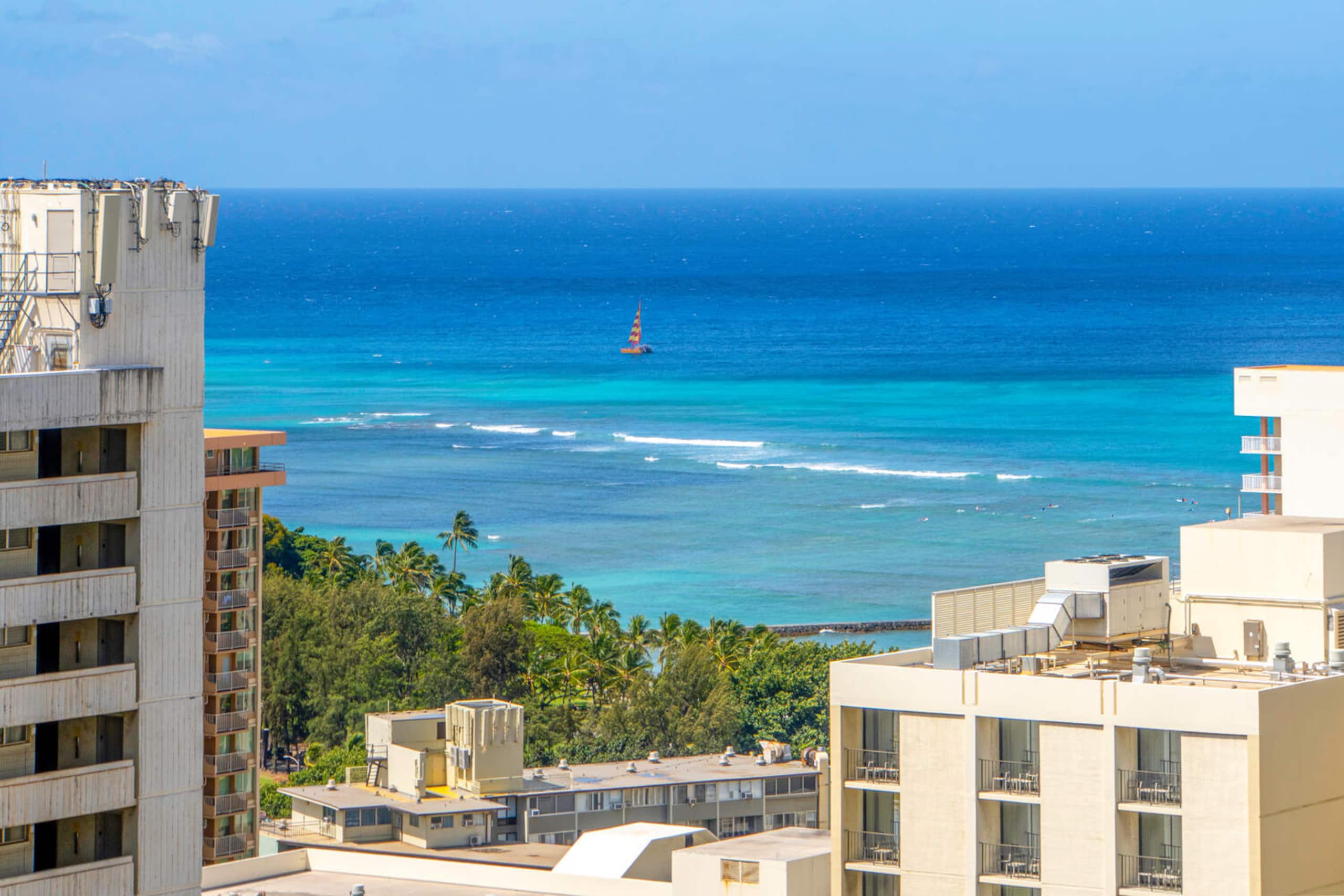 Condo in Honolulu · ★4.95 · 1 bedroom · 4 beds · 1 private bath - Image 24