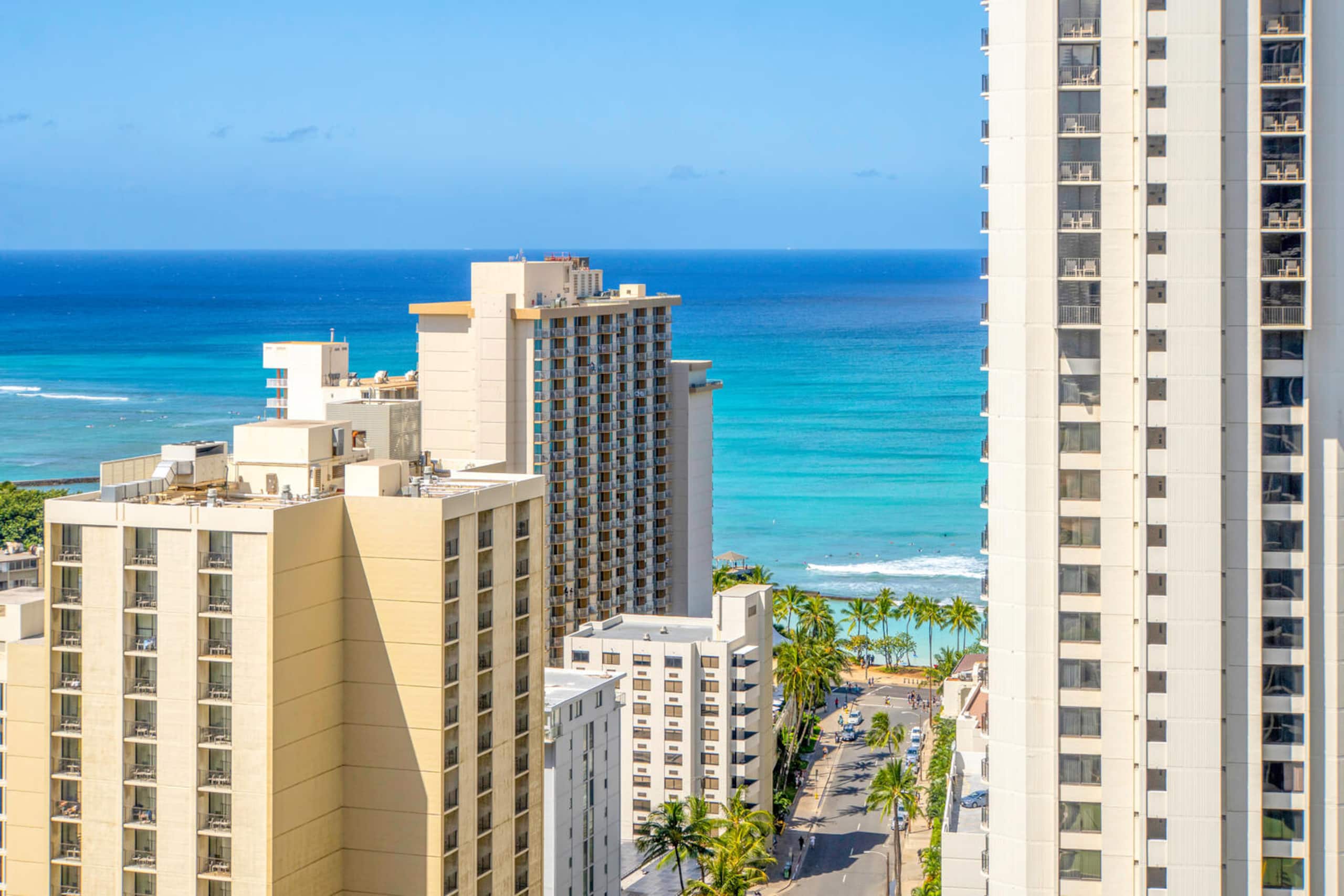 Condo in Honolulu · ★4.95 · 1 bedroom · 4 beds · 1 private bath - Image 26