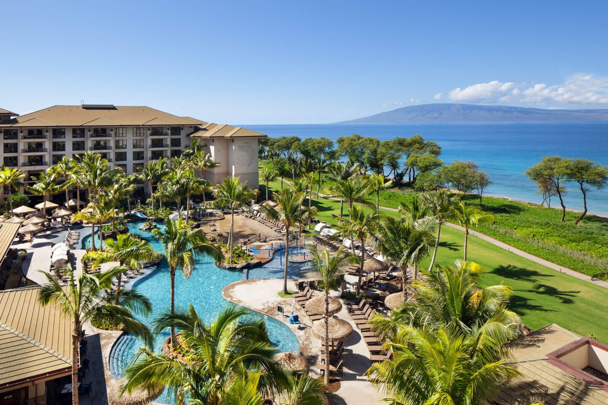 Resort in Lahaina · ★5.0 · 2 bedrooms · 3 beds · 2 private baths - Image 1