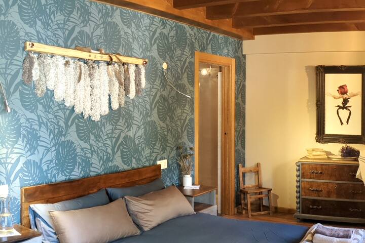 Camera da letto principale con bagno