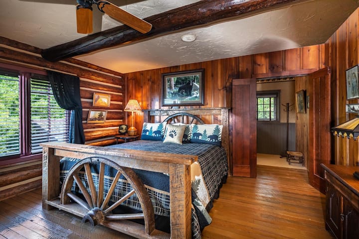 ห้องนอน 2 (เตียงคิงไซส์)
ชั้นหลัก