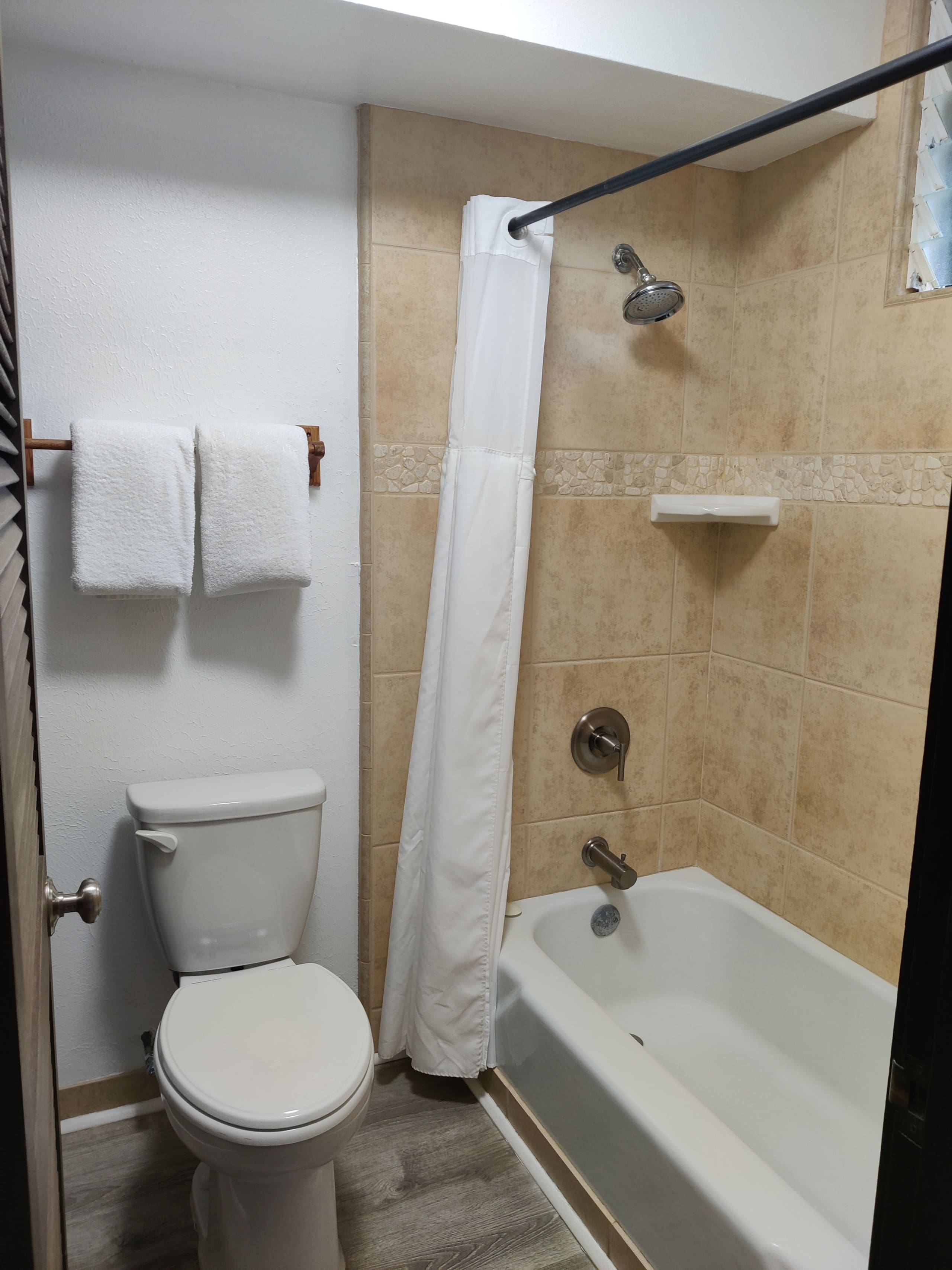 Condo in Hana · ★4.72 · 1 bedroom · 1 bed · 1 bath - Photo 9