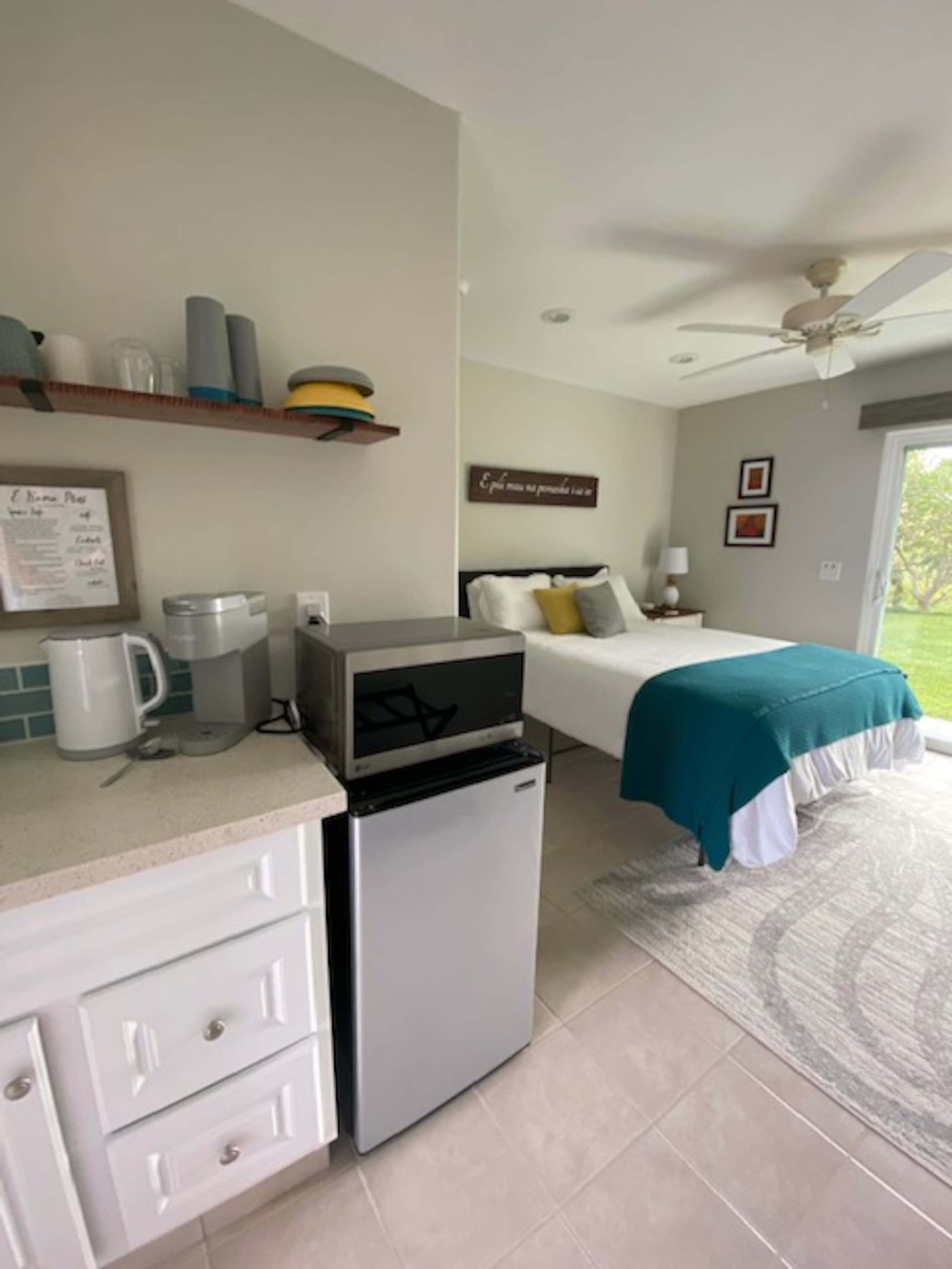 1 BR in Paradise w/private Bath, 20 min to beach! - Photo 8