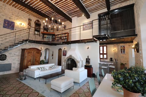 Sea and Mountain – Château XVI – 5-person apartment