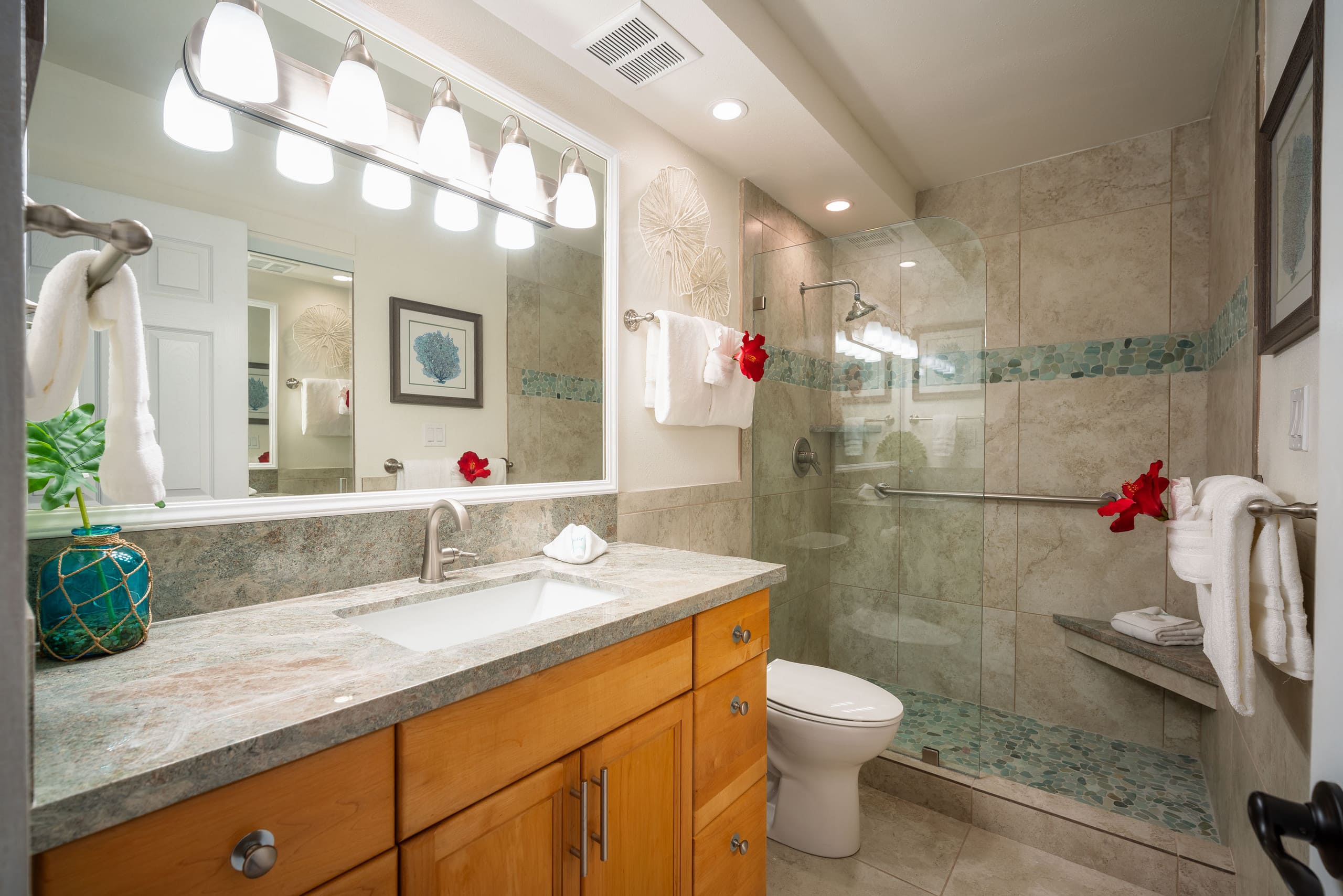 Condo in Lahaina · ★4.98 · 1 bedroom · 1 bed · 1 bath - Image 11