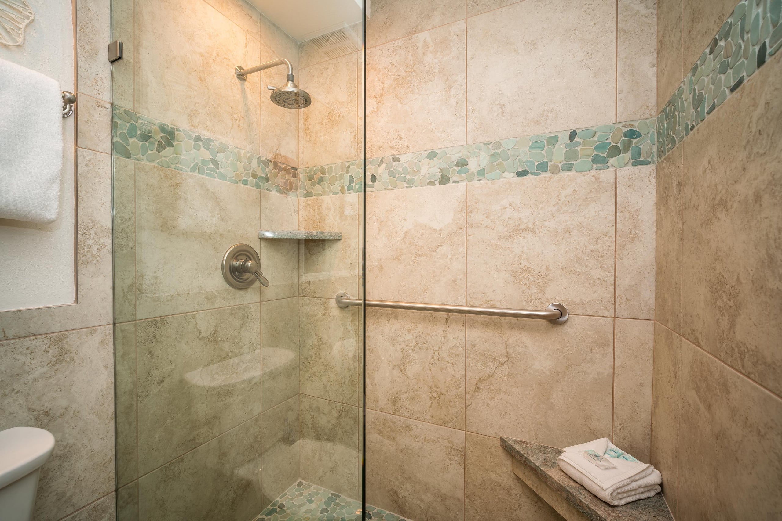 Condo in Lahaina · ★4.98 · 1 bedroom · 1 bed · 1 bath - Image 13