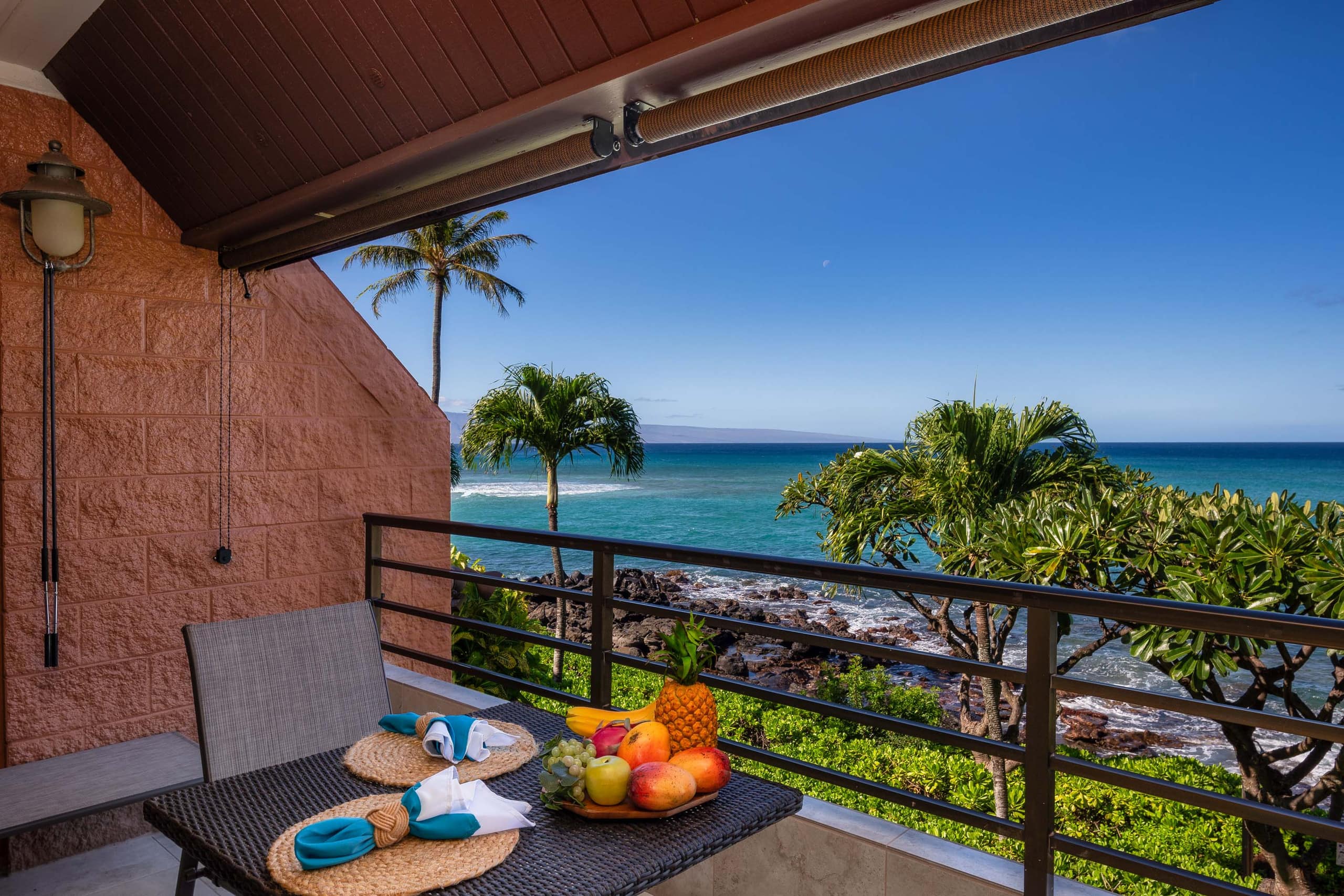 Condo in Lahaina · ★4.98 · 1 bedroom · 1 bed · 1 bath - Image 18