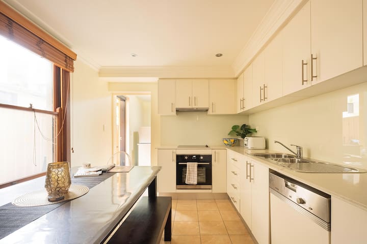 Sensational Location: 5 bedroom home, 3 bathroom