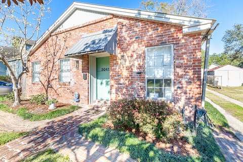 Charming home in Hundred Oaks/LSU area