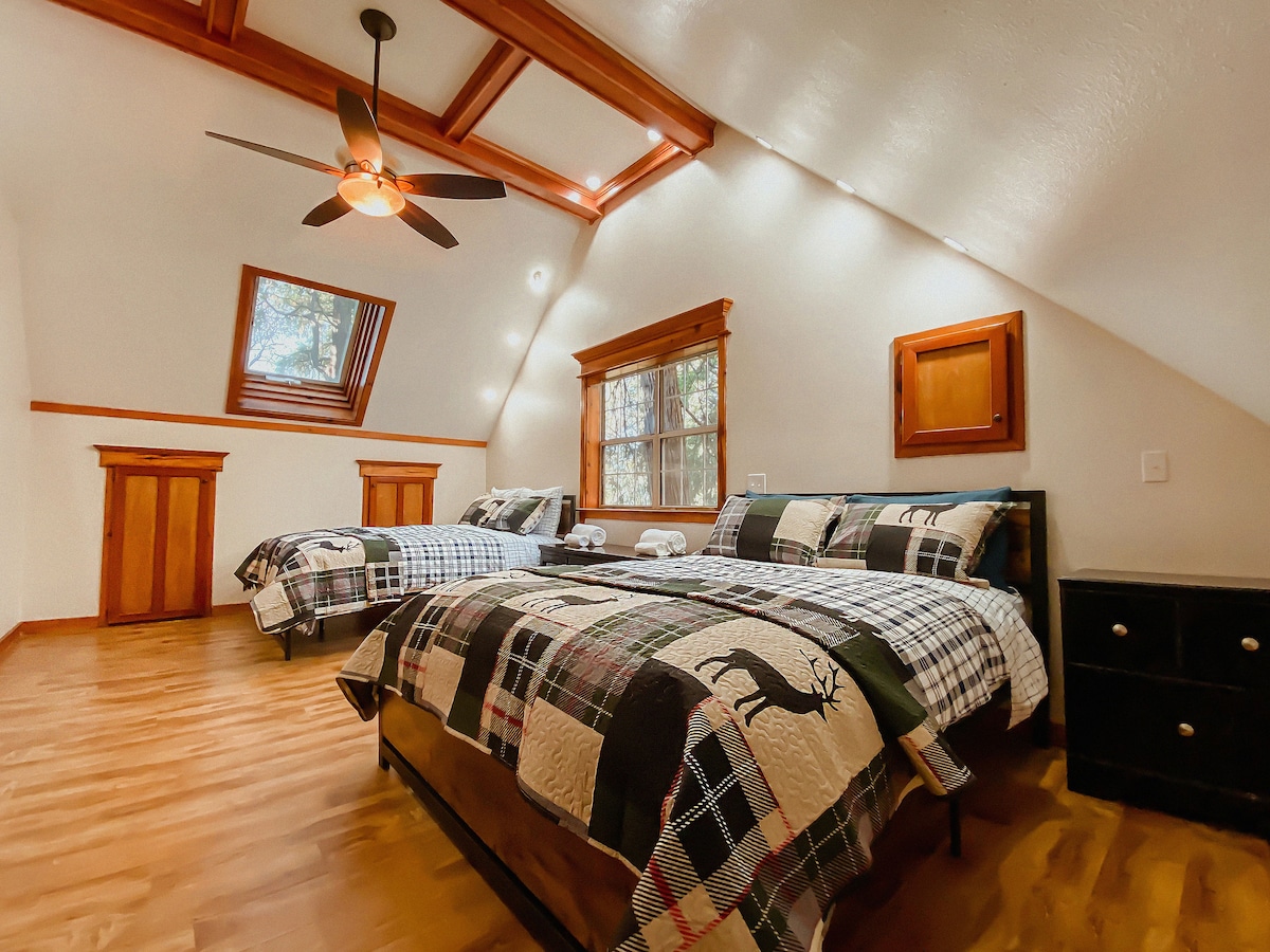 Epic Views Cabin w/ Game Room & Deck! Lake Gregory Cabins for Rent in