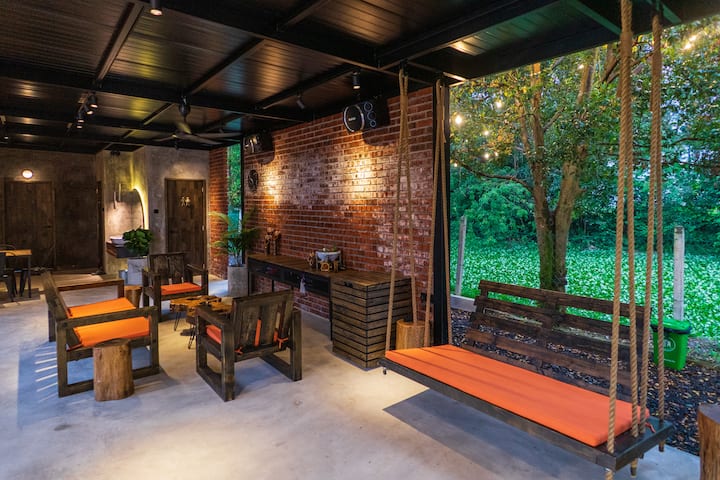 Private Lake & Pool  – Tts Lake Villa @ Broga - Semenyih
