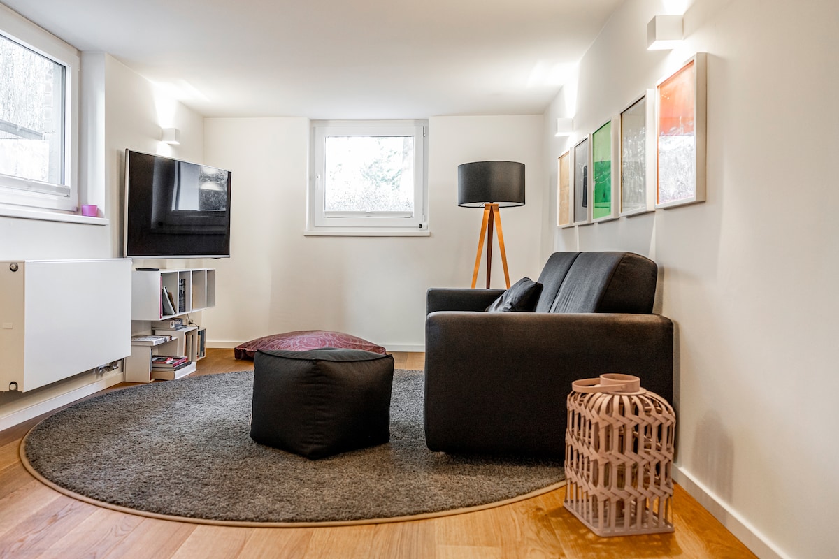 Beliebte Airbnb-Anzeige: Cozy basement apartment in Düsseldorf in Düsseldorf