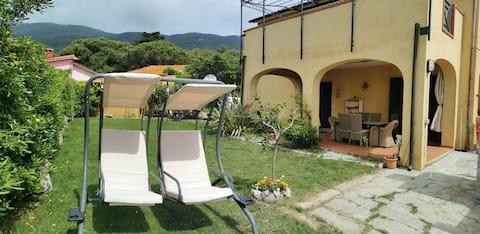 Cozy villa by the sea