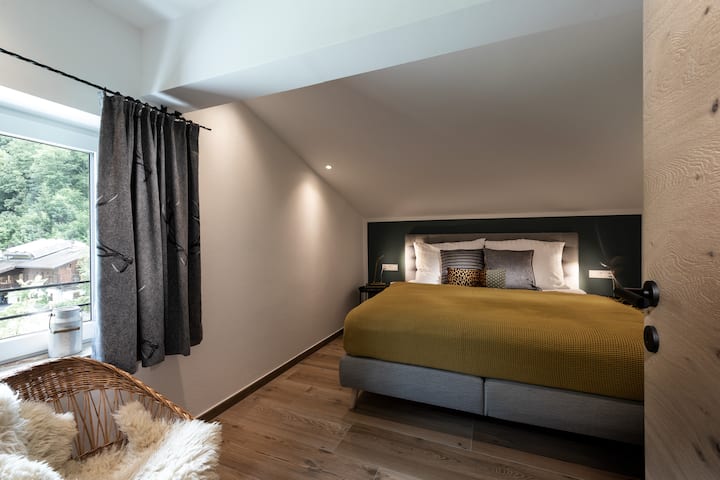 Dvokrevetna soba s krevetom s oprugama 180x200 (H3)
