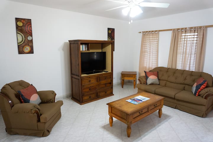 Aara's Nest - Anguilla