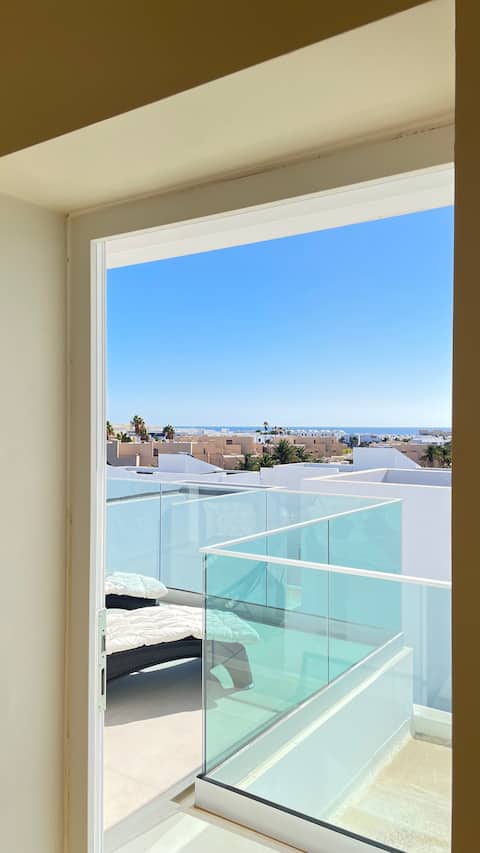 BRAND NEW: Villa Piteras Golf | Jacuzzi & Sea View