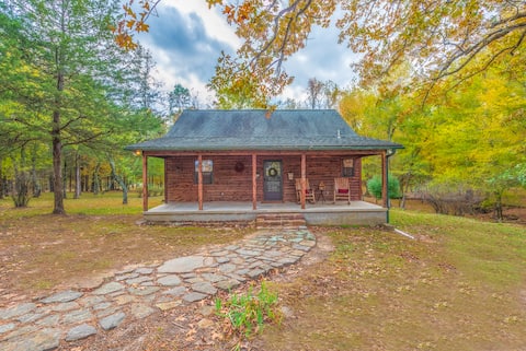 BearCreek Cabin, Nostalgic, Park-like setting