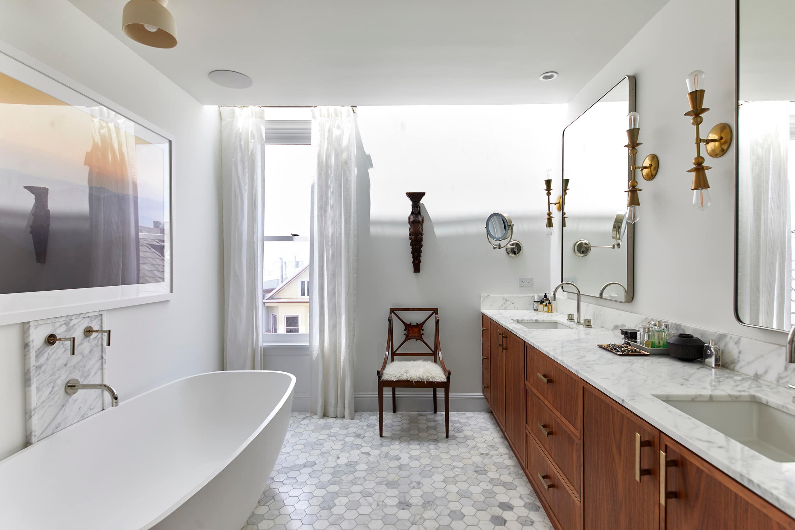 Home in San Francisco · ★5.0 · 4 bedrooms · 5 beds · 4 baths - Image 11