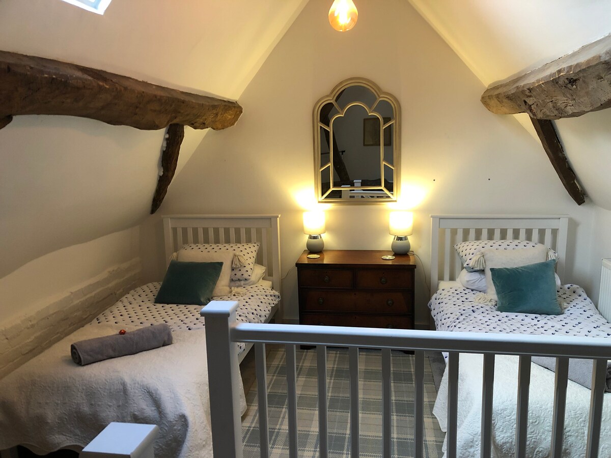 Habitación con 2 camas individuales