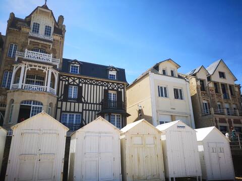 Villa Les REINES MARGUERITES Waterfront.