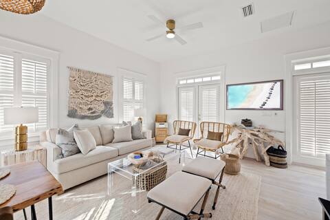 30A Beach Villa-Steps to PrivateBeach! Dogs,Bikes