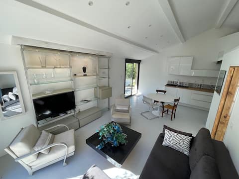 Gîte du Verger, in Provence near Ventoux pool