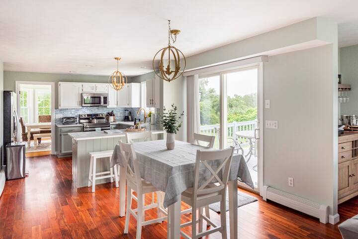 Ocean Breeze Beach House gallery image 3