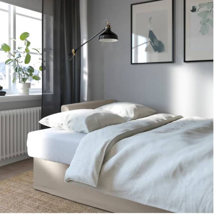 Chambre numéro 2 avec lit 140 cm x 200 cm