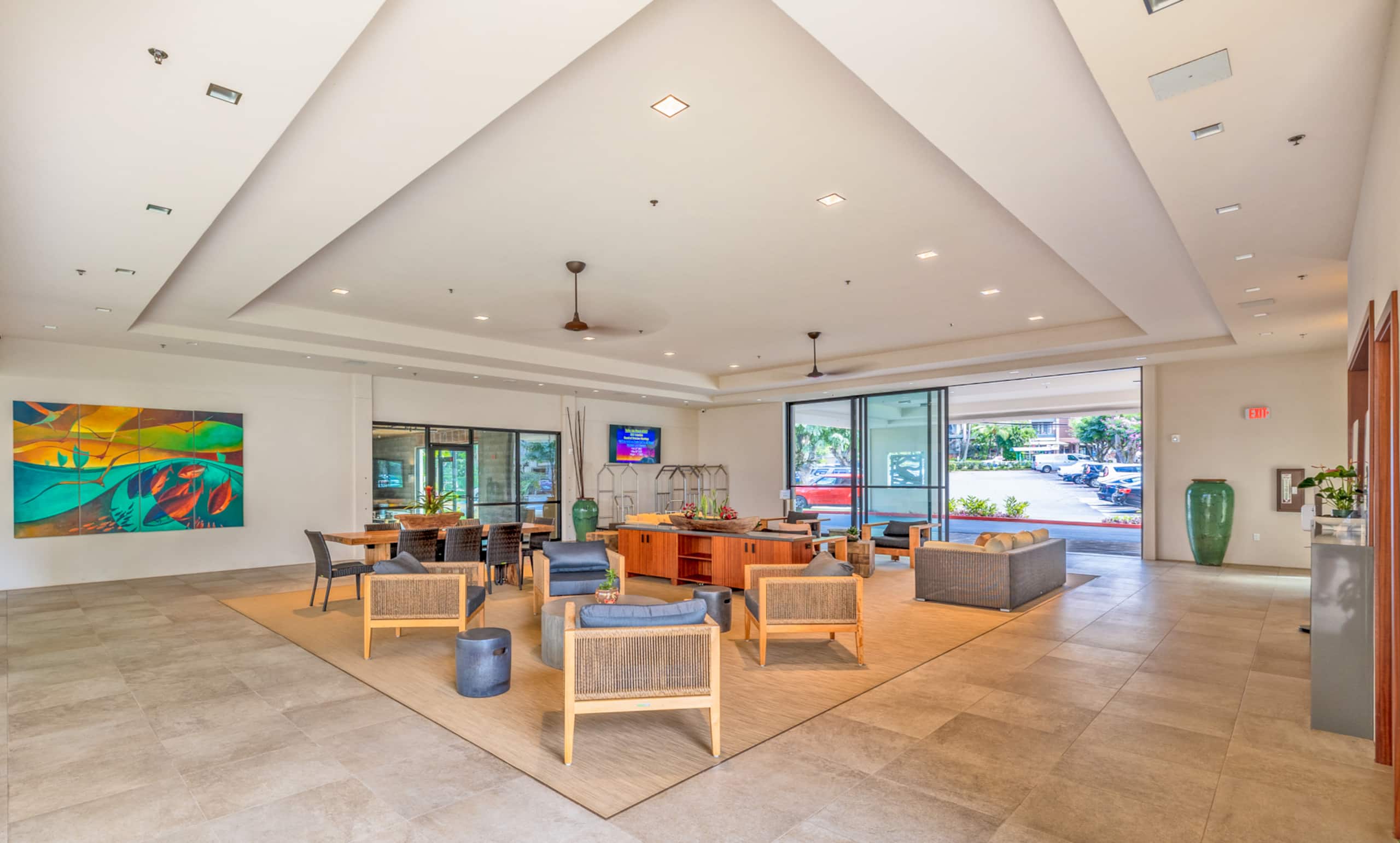 Condo in Lahaina · ★4.87 · Studio · 2 beds · 1 private bath - Image 17