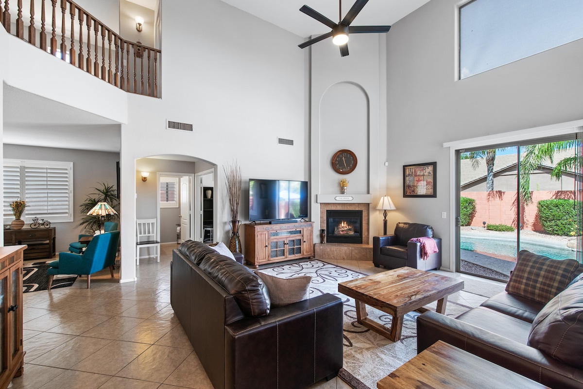 Popular Airbnb listing: Spacious 4 Bedroom Home With Pool, BBQ, PS4, XBOX1 in San Tan Valley