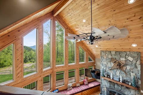 Spectacular Lake/Mountain View Home, W/ Hot Tub