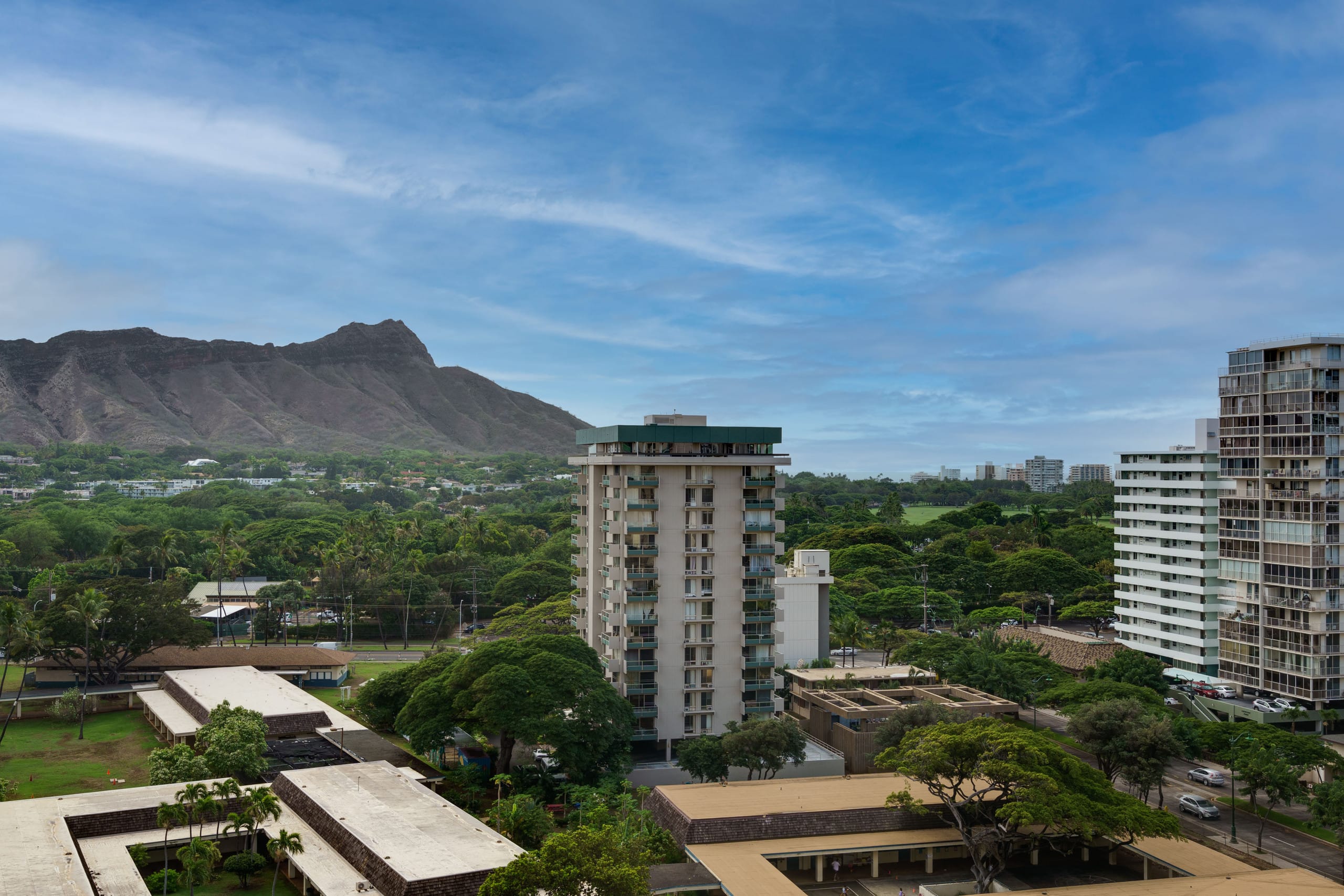 Condo in Honolulu · ★4.68 · 1 bedroom · 2 beds · 1 private bath - Image 24