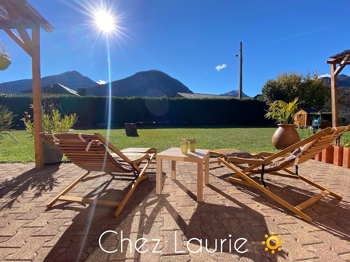 Saint-Jean-de-Maurienne Vacation Rentals & Homes - Auvergne-Rhône-Alpes,  France | Airbnb