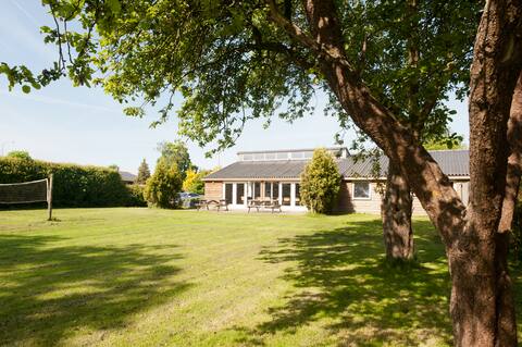 Cozy group accommodation near the Frisian Lakes