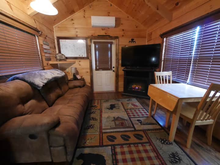 Bell Creek Cabin 2 - Hiawassee, GA