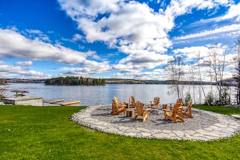 Top Airbnb: Luxury Lakehouse Getaway | Swim, Relax, Unwind in Greater Sudbury / Grand Sudbury