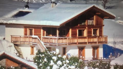 200 m2 chalet in La Plagne Montalbert, 3 stars