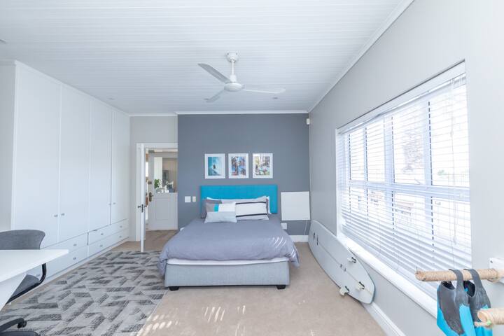 Beach Road living in the heart of Melkbosstrand gallery image 4