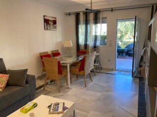 Top Airbnb: Apartment - garden and terrace with pool/garden view in Marbella