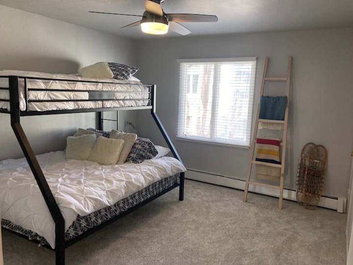 غرفة النوم 2