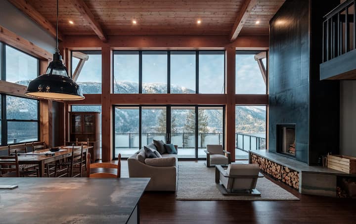 Mountain Haus - Iconic Panorama Views w/AC