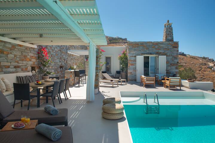 VILLA YaLITA | Unique Stylish Villa in Kea, Greece gallery image 4