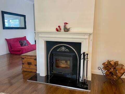 Old Bakery Cottage Millthorpe!