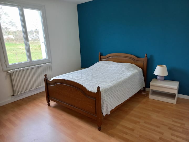 ლურჯი საძინებელი