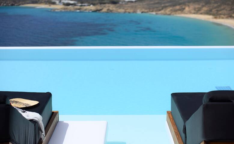 WONDERFUL VILLA CHRYSTA gallery image 5