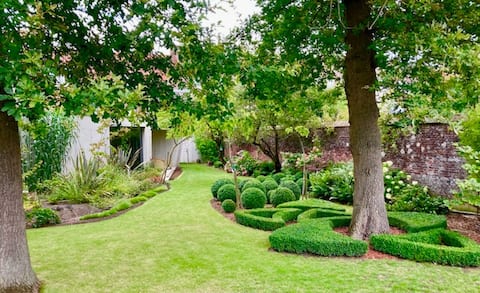 Architect-designed house