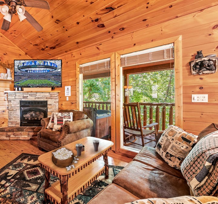 Living room with queen sleeper sofa . Great comfort and warmth with a gas fireplace.

Watch your favorite Netflix movies or TV shows here!