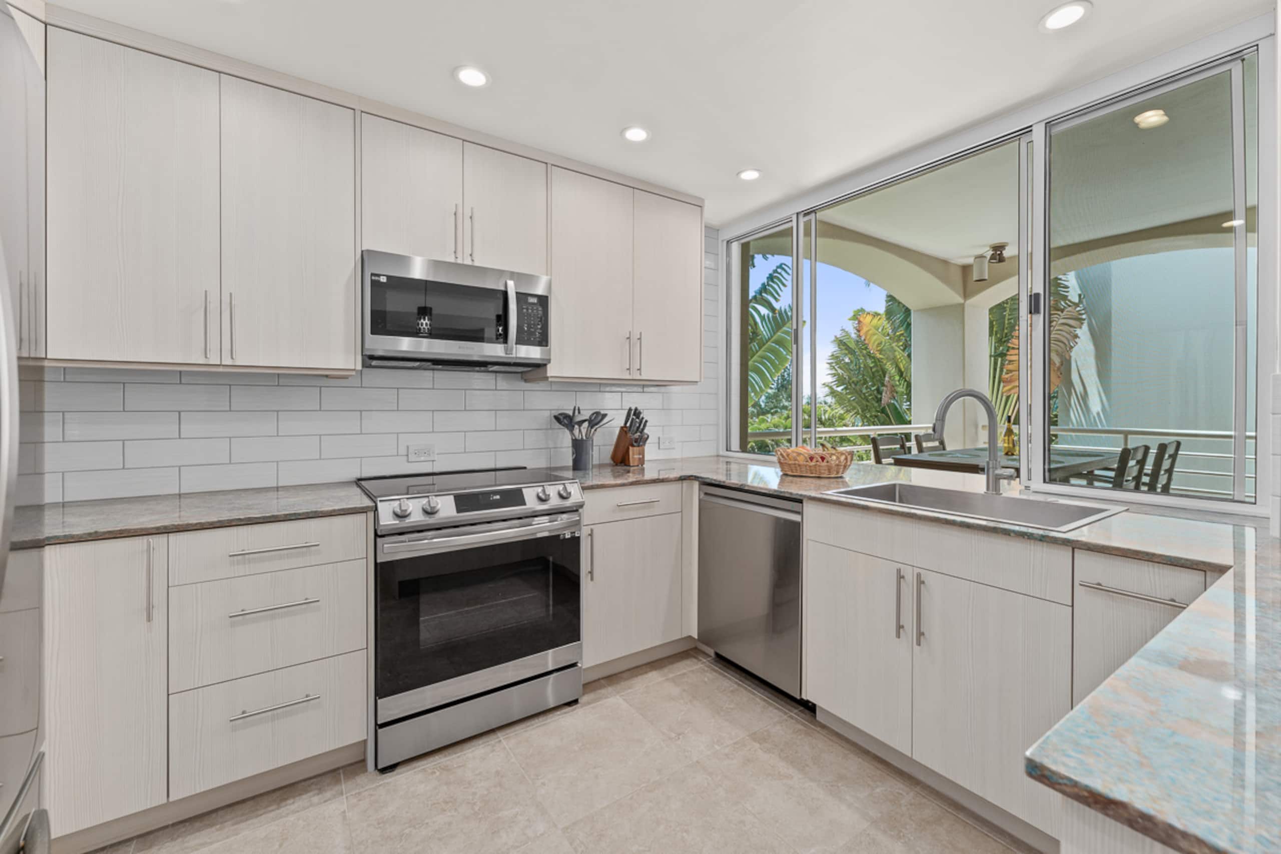 Condo in Kihei · ★4.97 · 1 bedroom · 1 bed · 2 baths - Image 15