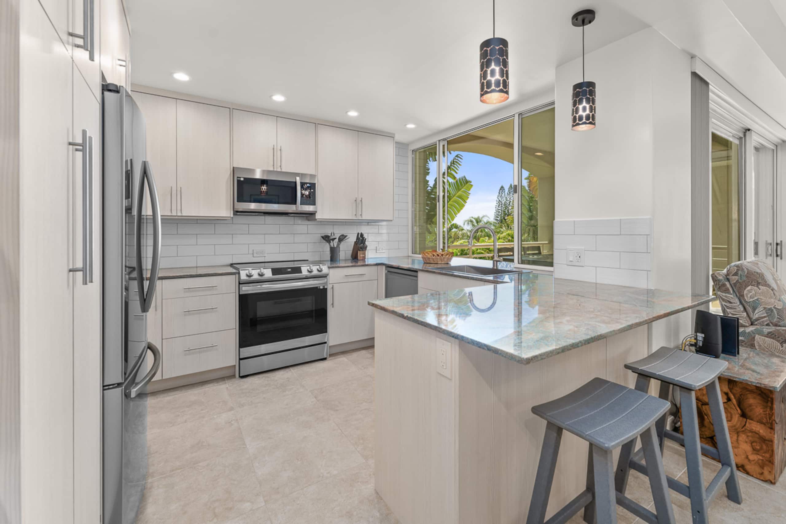 Condo in Kihei · ★4.97 · 1 bedroom · 1 bed · 2 baths - Image 10